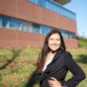 Meet your Posher, Eva